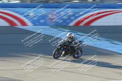 media/Nov-26-2022-Fastrack Riders (Sat) [[b001e85eef]]/Level 2/Session 1 Front Straight/